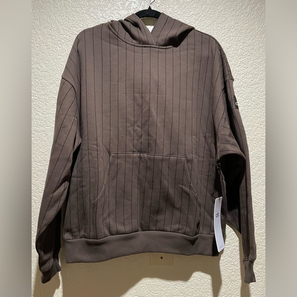 ALO Yoga NWT Pinstripe Hoodie Sweatshirt in Expresso Size M - Picture 4 of 9